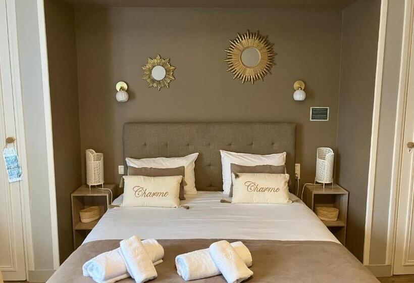 Трехместный Номер Superior, Hôtel De La Côte Fleurie