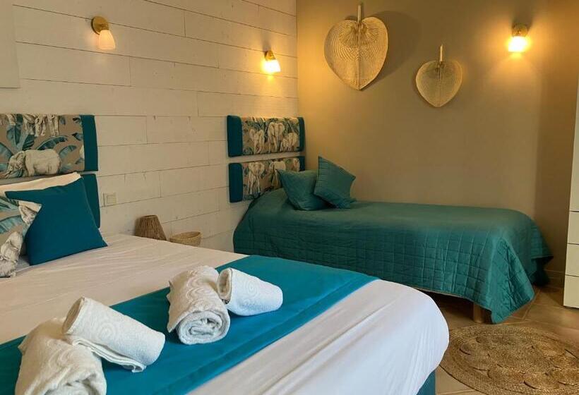 Трехместный Номер Superior, Hôtel De La Côte Fleurie