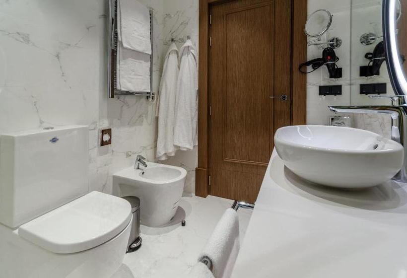 Quarto Superior, Eurostars Lisboa Baixa