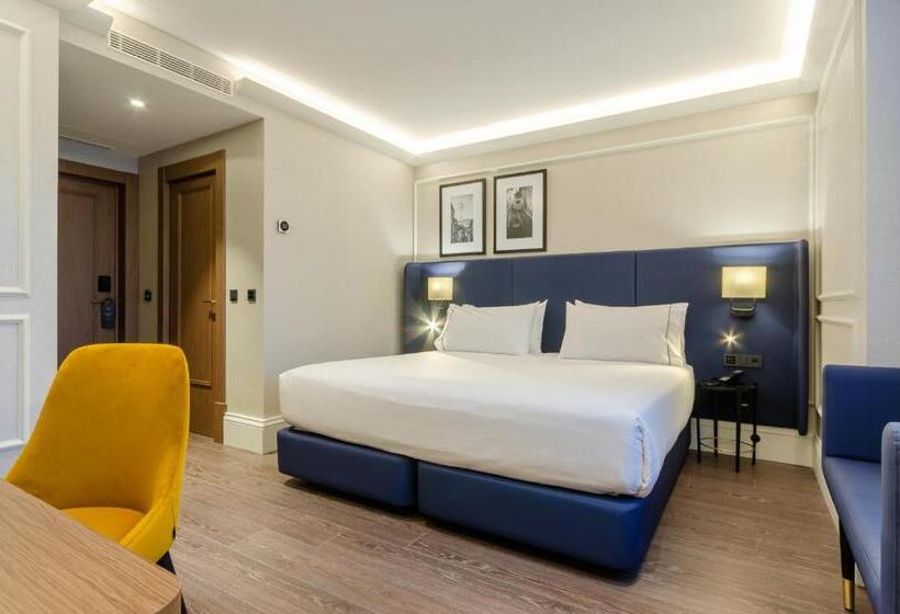 Quarto Superior, Eurostars Lisboa Baixa