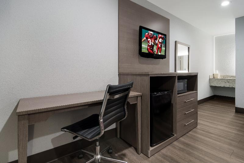 Номер Deluxe, Red Roof Inn Rocky Mount   Battleboro