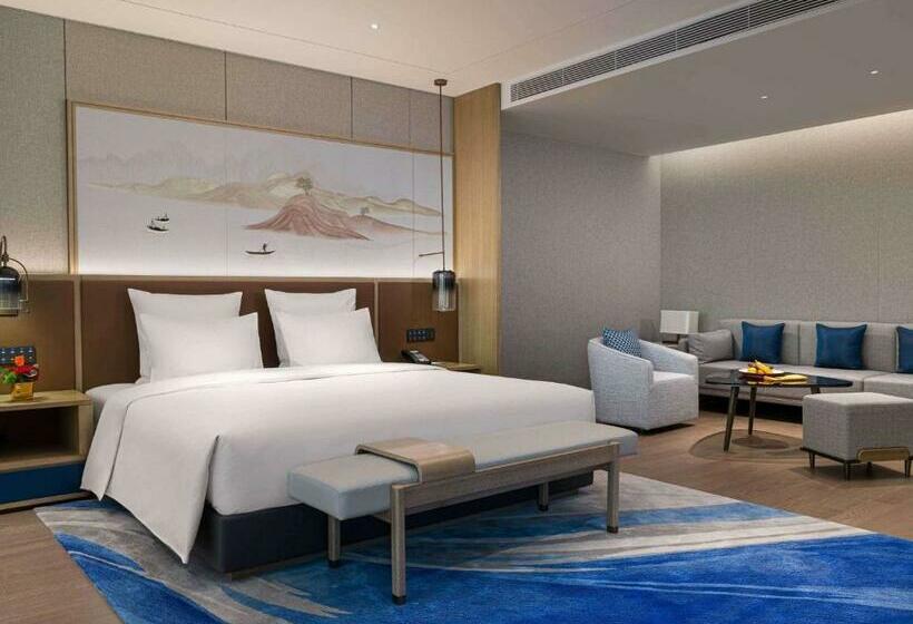 Номер Deluxe Кровать Кинг, Pullman Huai An 淮安铂尔曼酒店