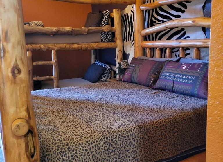 Четырехместный Номер Deluxe, Buffalopeaks Lodge