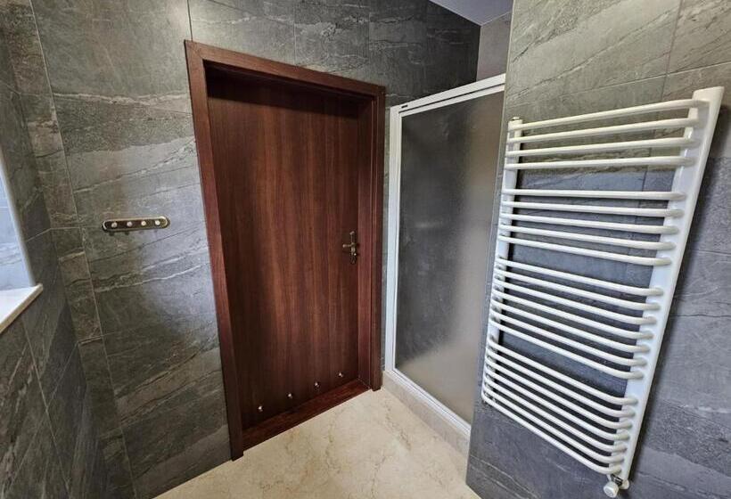 Номер Стандарт Индивидуальный, Restauracja Hotel Imperial