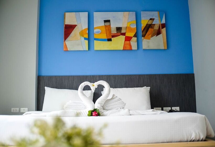 Номер Deluxe, Fx Hotel Pattaya