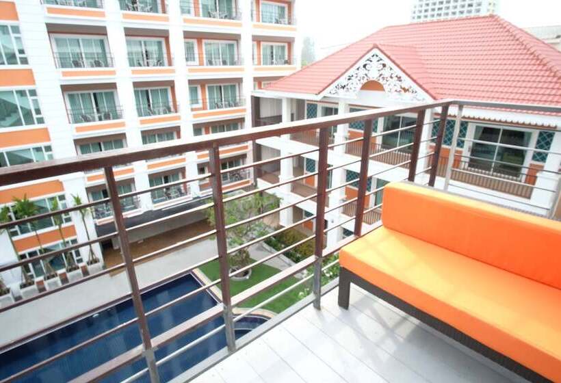 Номер Deluxe, Fx Hotel Pattaya