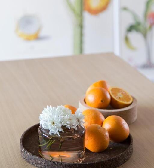 سوئیت با وان آب گرم, Lena Mare Boutique