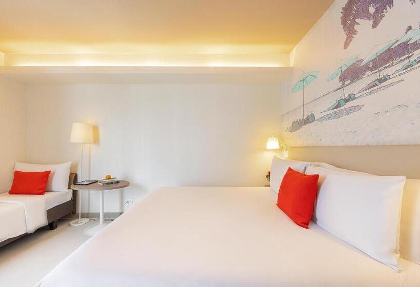 Номер Стандарт Трехместный, Travelodge Pattaya