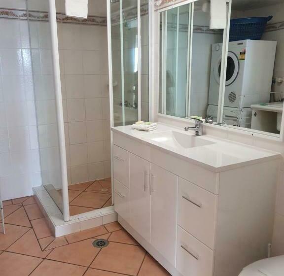 침실 1개 이코노미 아파트, Zenith Ocean Front Apartments
