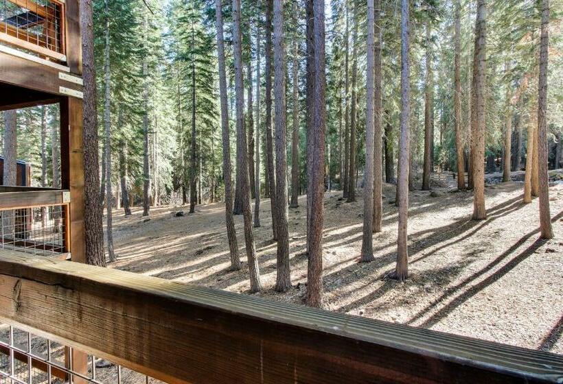 标准工作室, Aspen Grove Hideaway