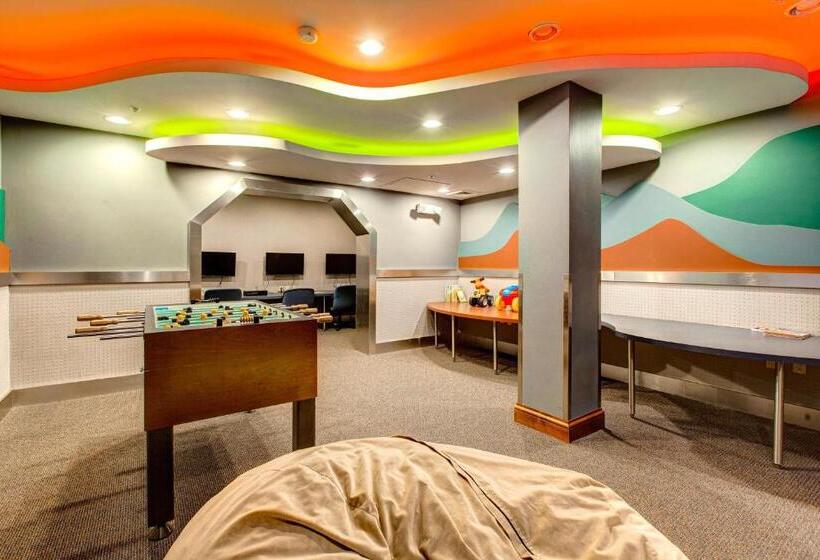 Апартаменты 2 Спальни, Eagle Springs East 101: Redwing Suite