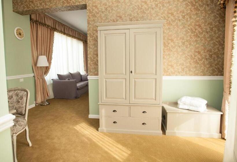سوئیت با وان آب گرم, Villa Boutique Lafayette