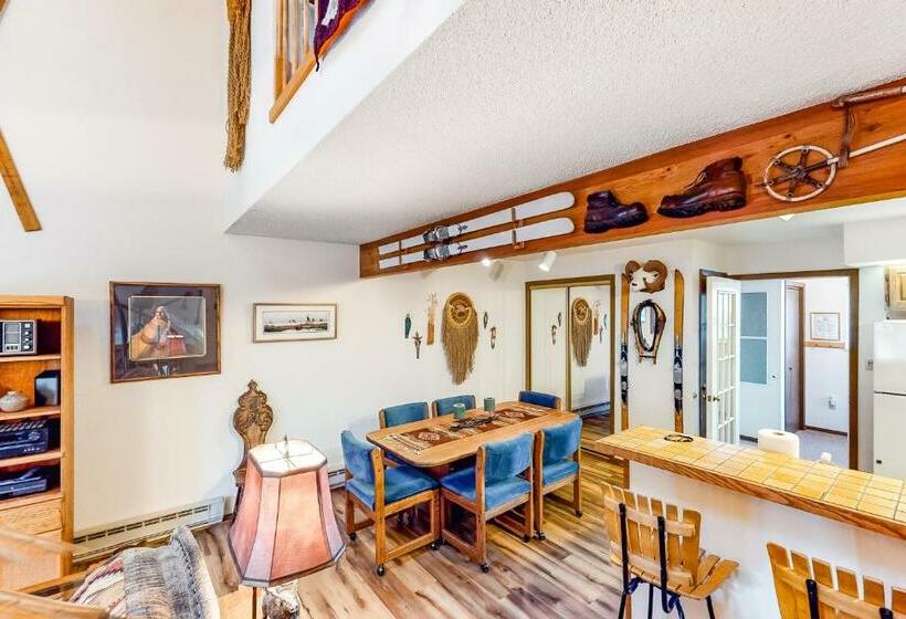Апартаменты 2 Спальни, Winter Park Cozy Condo