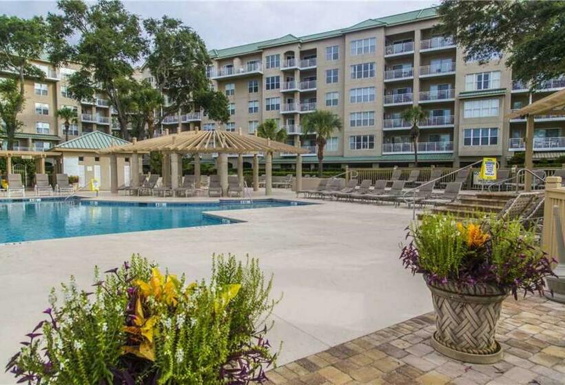 Апартаменты 1 Спальня, Hampton Place 5501