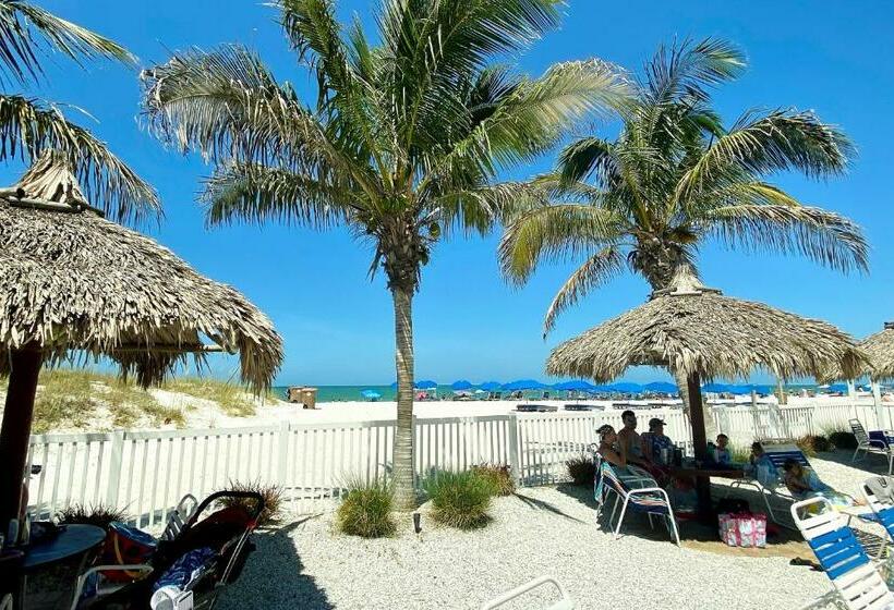 Апартаменты 2 Спальни, Beach Place 1 404