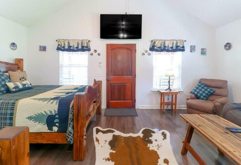 Студия Стандарт, Little Bear Retreat 2