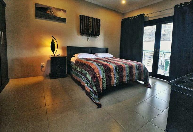 اتاق استاندارد با بالکن, Wave House Gerupuk South Lombok