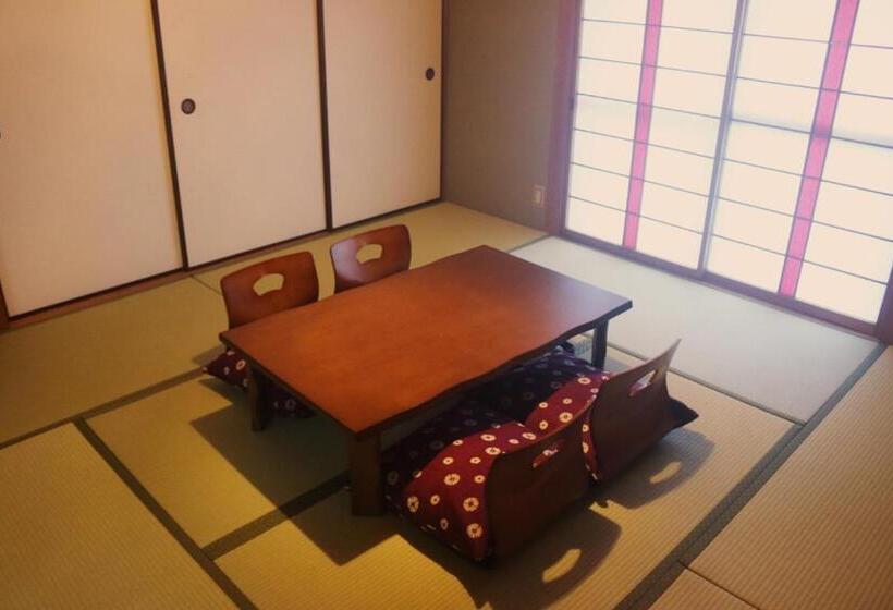 スタンダード４人部屋, はこにわ｜田舎暮らしが体験できる宿