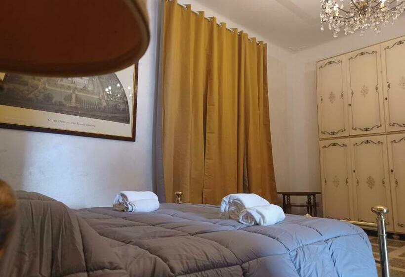اتاق استاندارد با سرویس بهداشتی مشترک, Home Sweet Home 3   Affittacamere Lucca
