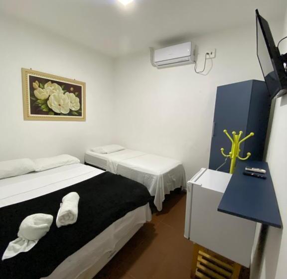 Quarto Triplo Basic, Thematic Pousada