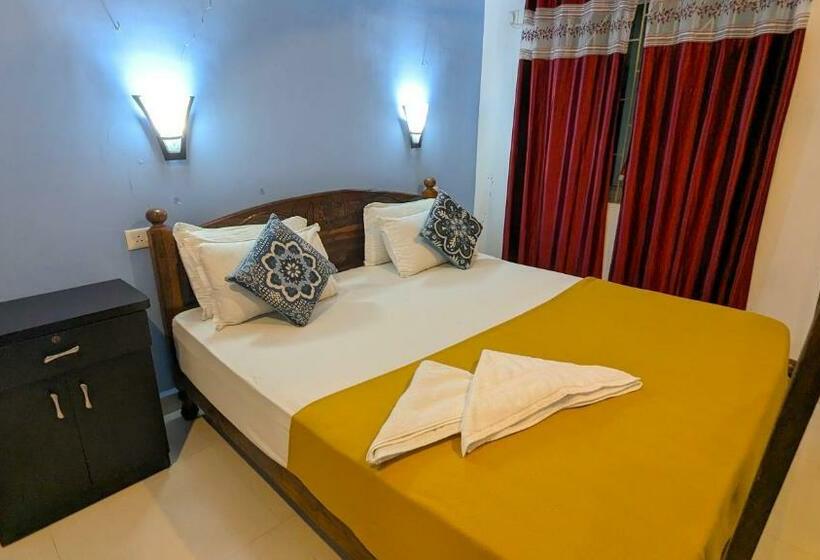 Номер Deluxe, Santana Guest House