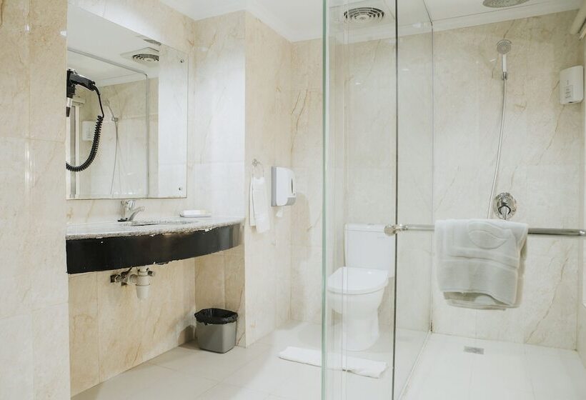 Люкс, Comforta Hotel Dumai