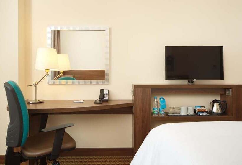 标准间, Hampton By Hilton Saint Petersburg Expoforum
