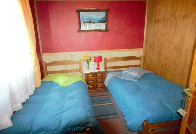 اتاق استاندارد, Hospedaje Independencia Y Camping