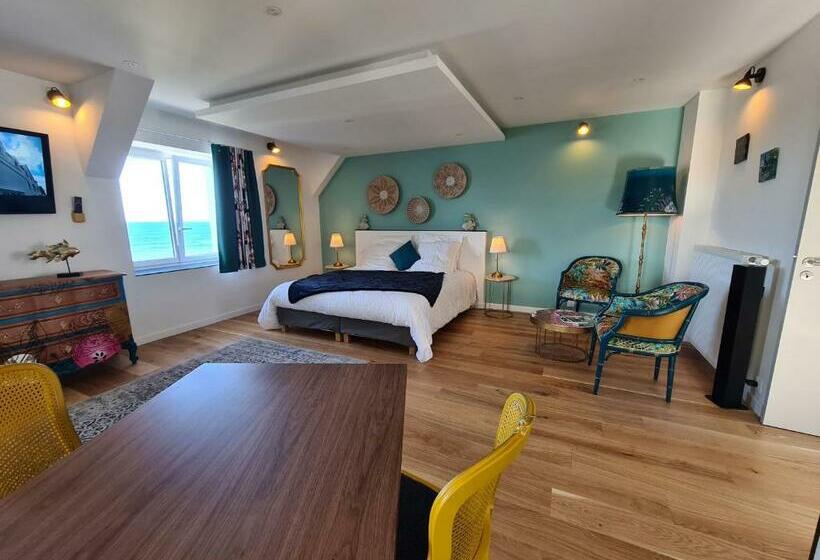 Люкс Вид на Море, Les Suites Du Dossen