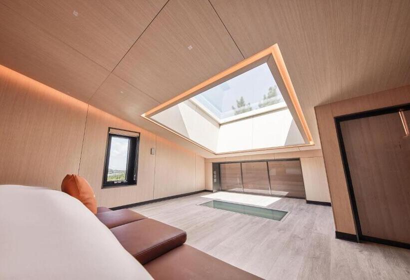 Семейный Номер, Amber Pure Hill Hotels & Resorts Jeju