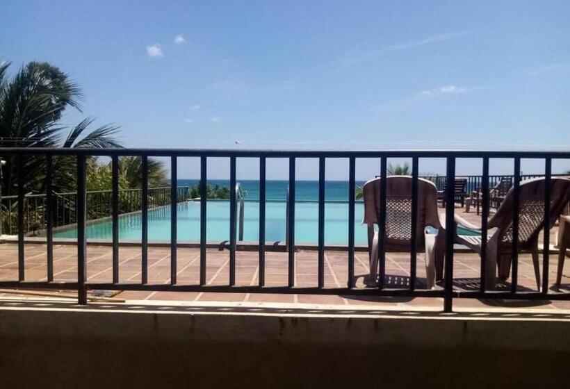 家庭间, Resort Maya Beach