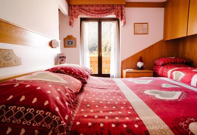 غرفة كلاسيكية ثلاثية, Bellavista