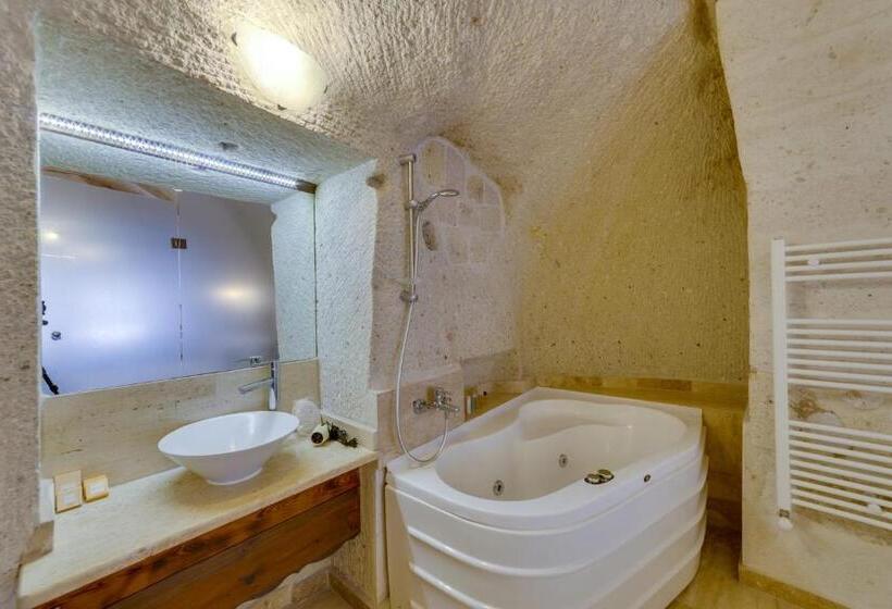 Quarto Deluxe, El Puente Cave