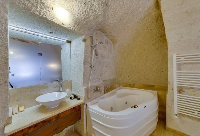 Quarto Deluxe, El Puente Cave
