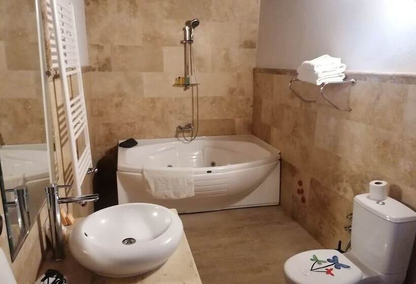 Quarto Deluxe, El Puente Cave