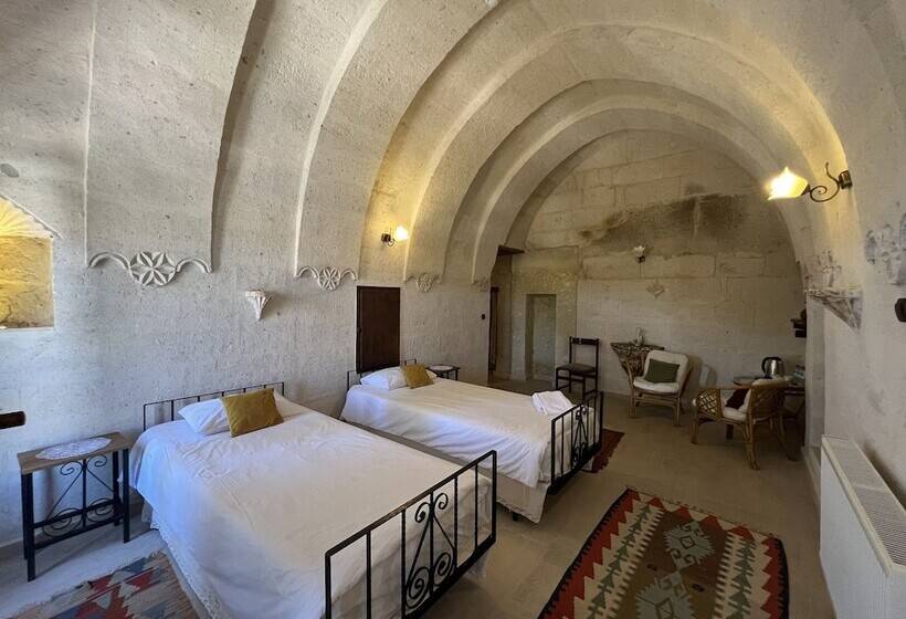 Quarto Deluxe, El Puente Cave