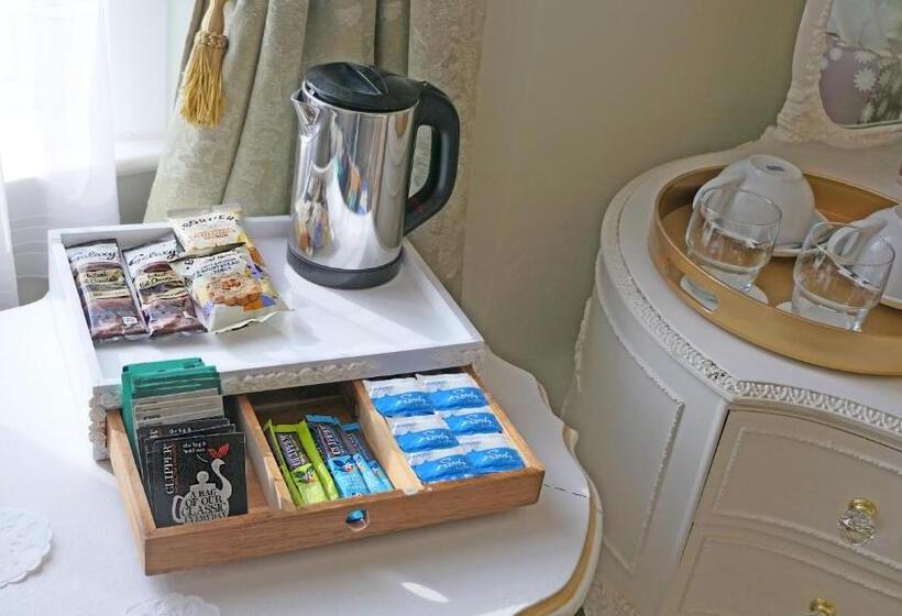 Номер Deluxe Кровать Кинг, Fleurie Guest House