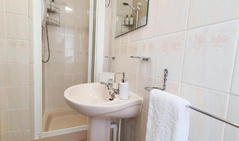 Номер Стандарт, Fleurie Guest House
