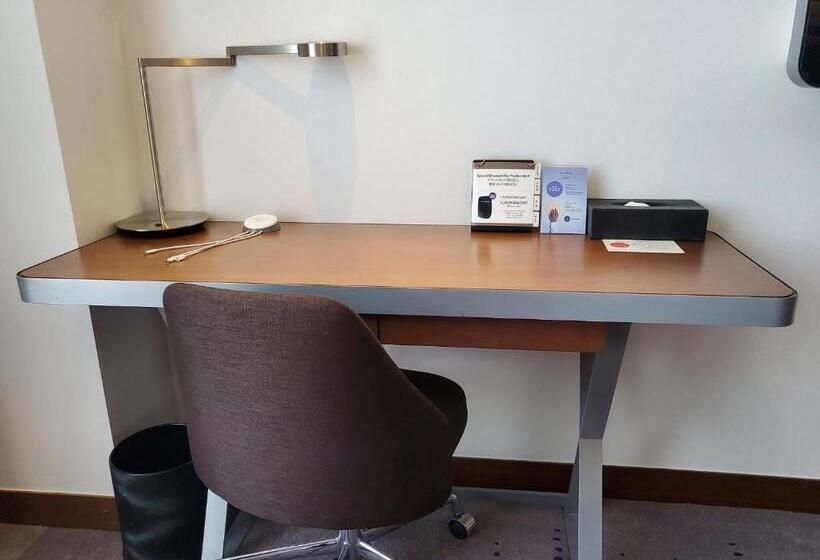 Номер Deluxe, Novotel Ambassador Suwon