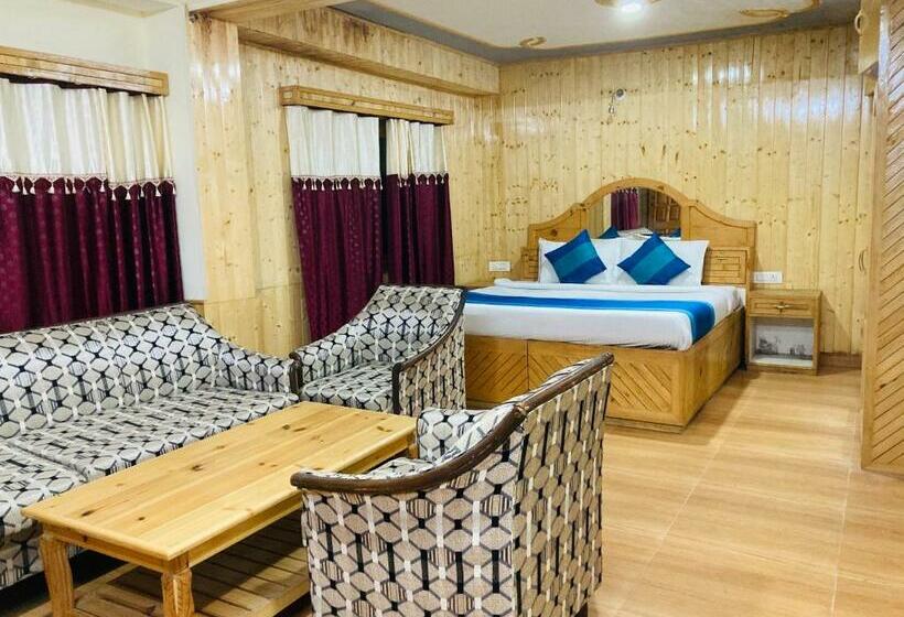 스탠다드 룸 킹사이즈 침대, Ram Cottage, Manali