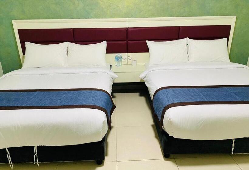 Четырехместный Номер Стандарт, Surya Boutique Hotel Klang