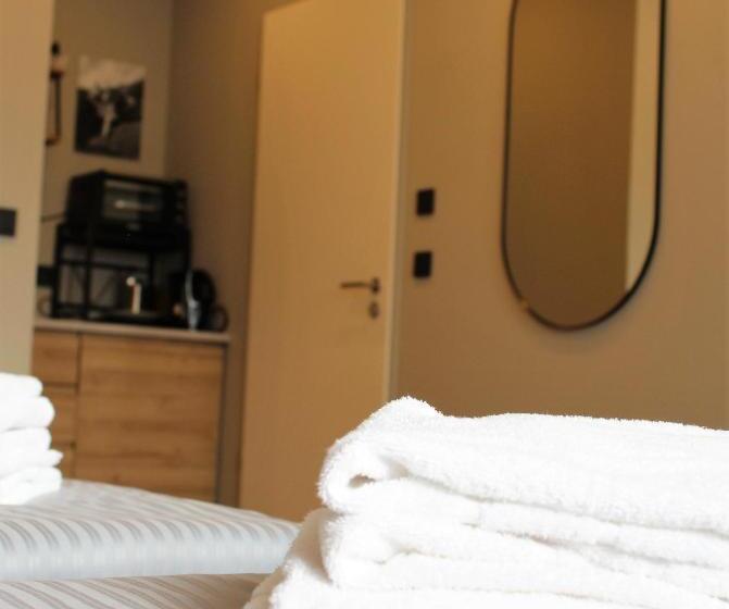 Апартаменты 1 Спальня Нижний Этаж, Novitel Apartements Heimstetten