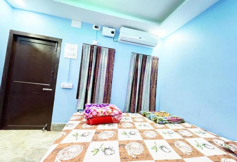 Номер Deluxe, Radha Krishna Holiday Home