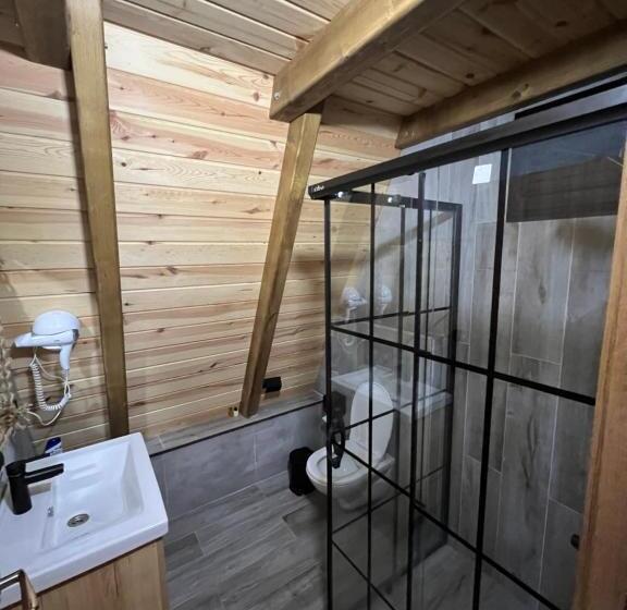 بانگلوی استاندارد, Paradise House   Bungalov