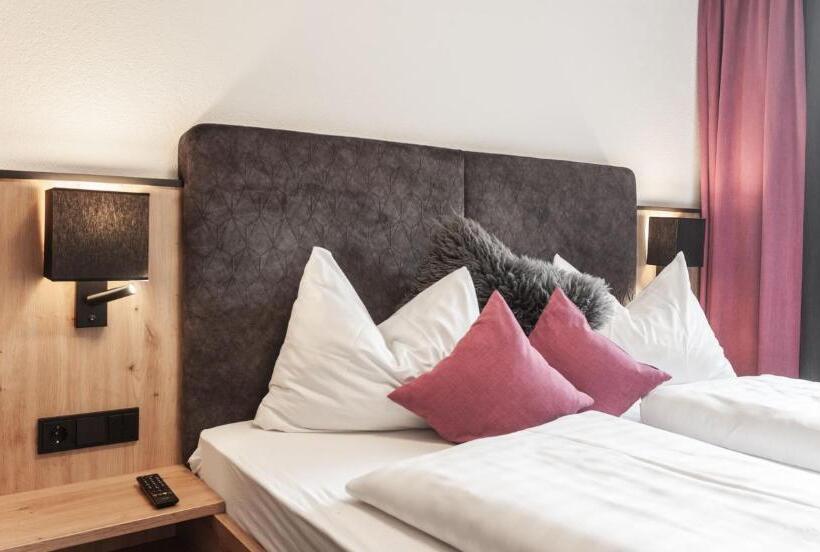 스탠다드 룸, First Mountain Hotel ötztal