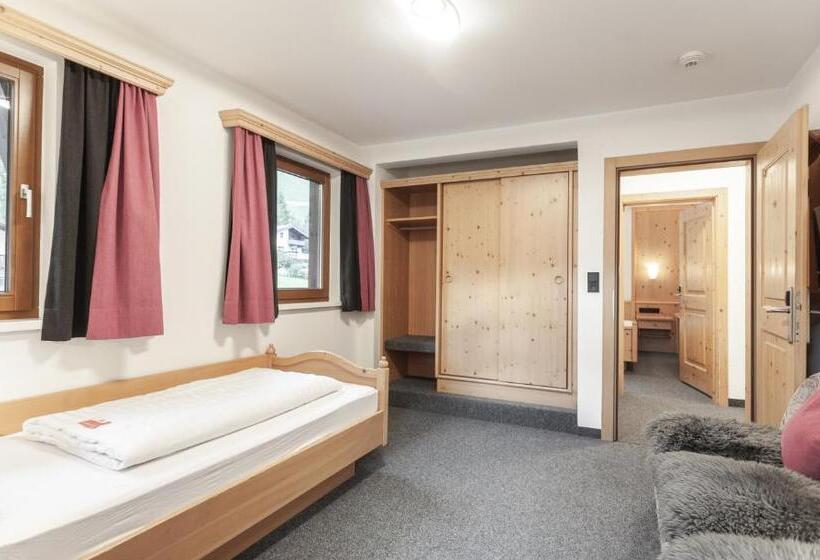Семейный Номер, First Mountain Hotel ötztal