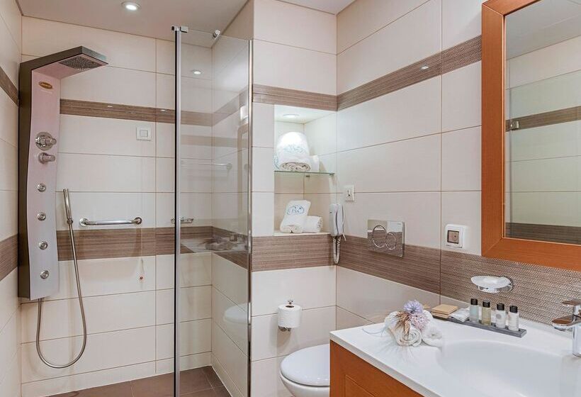 스위트, Bellevue On The Beach Suites