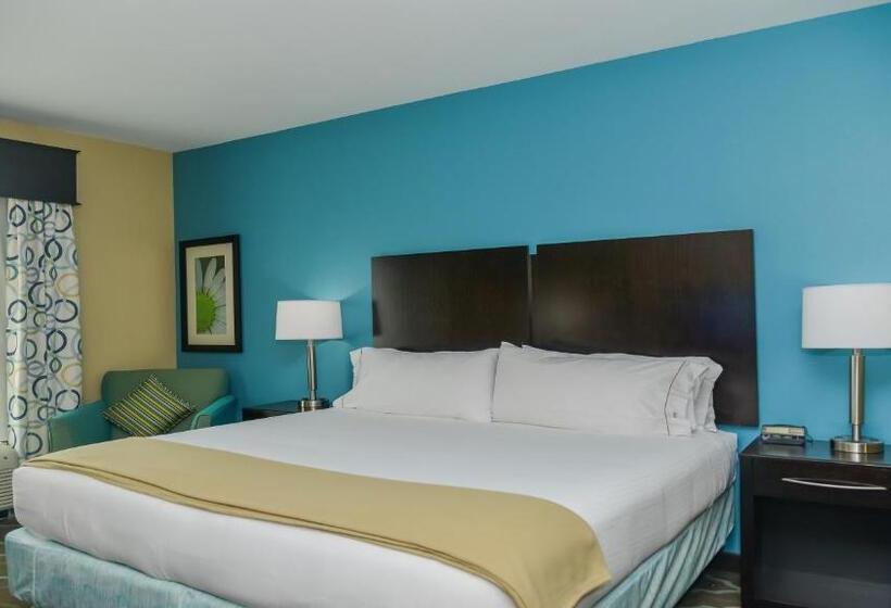 חדר סטנדרט עם מיטת קינג, Holiday Inn Express Hotels & Suites Cuero, An Ihg