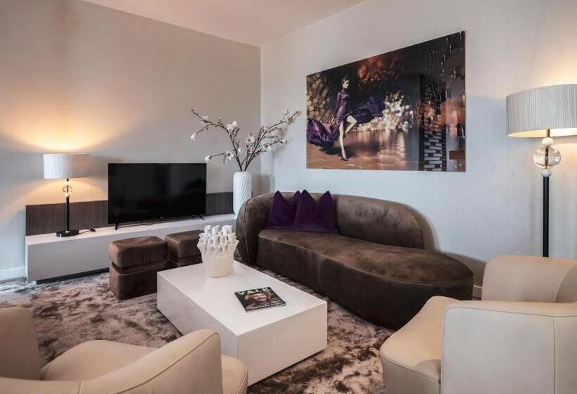 디럭스 스위트, Van Der Valk Hotel Hoorn