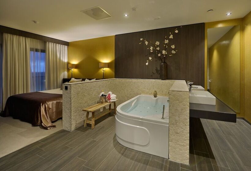 스위트, Van Der Valk Hotel Hoorn
